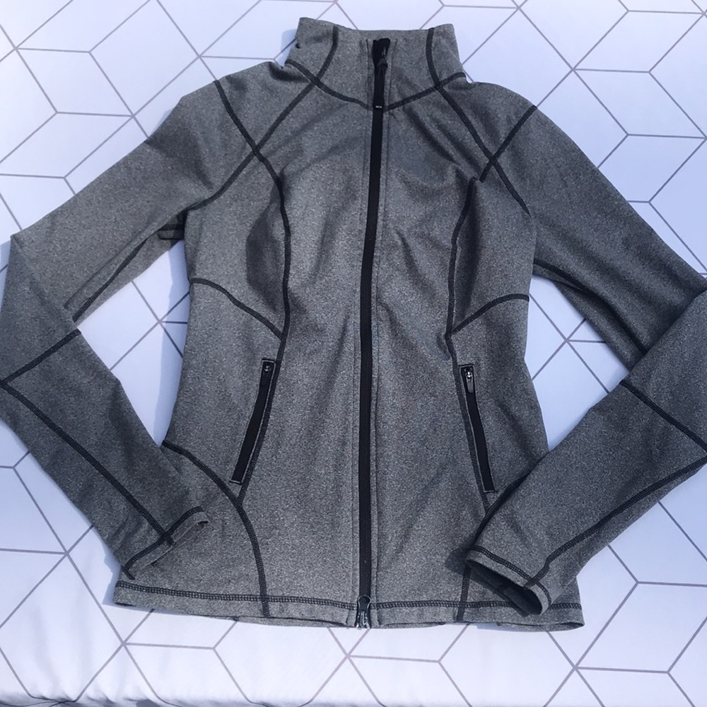 Zella Athletic Zip top XS. EUC